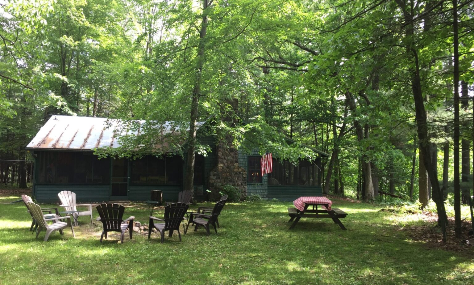 Waupaca Chain O’Lakes Vacation Rental Castle Point Cottage